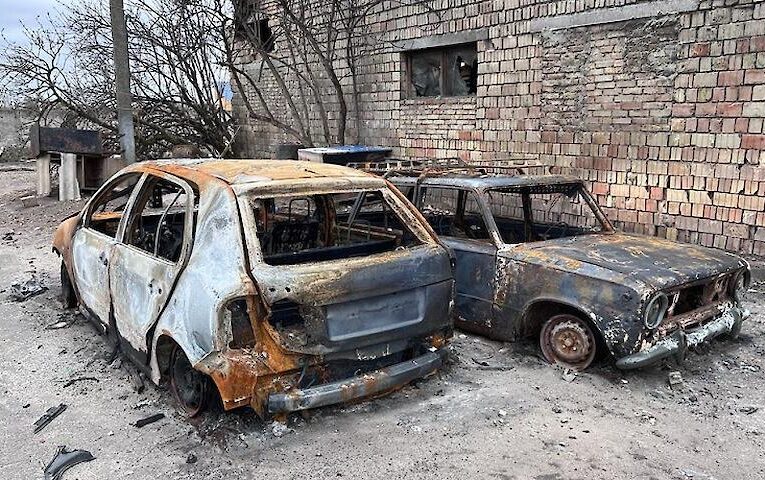 Розстріляли цивільних у Гостомелі: п’ятьох окупантів судитимуть