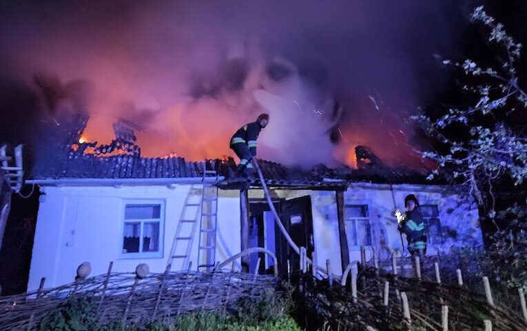 У гончарній столиці Обухівського району горів житловий будинок