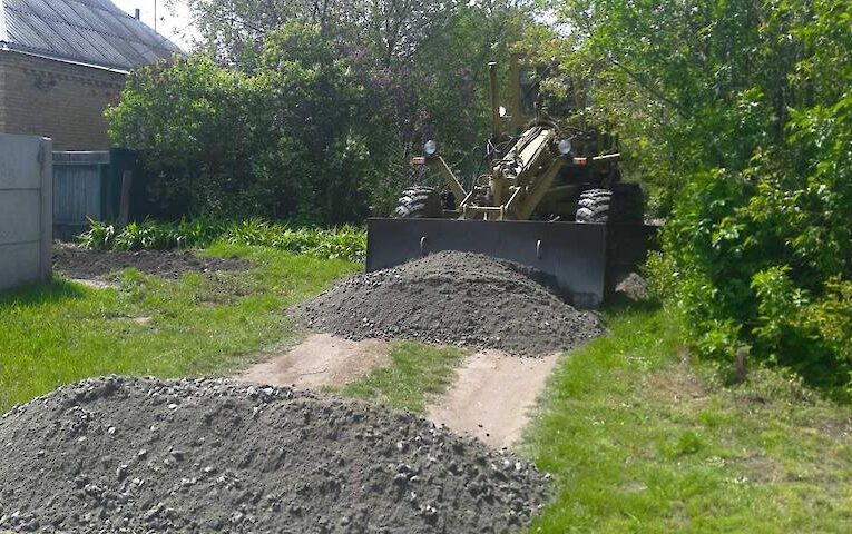 У Кагарлицькій тергромаді продовжують “щебенювання” грунтових доріг