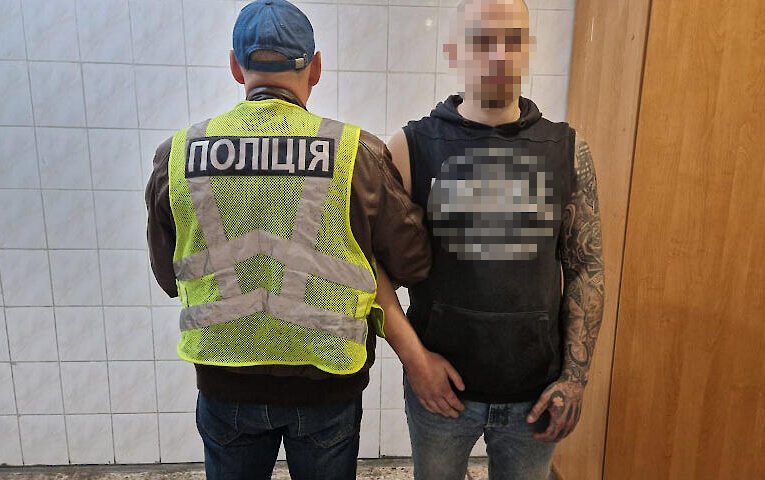 Три доби катував жінку: Киянину загрожує до 10 років за ґратами