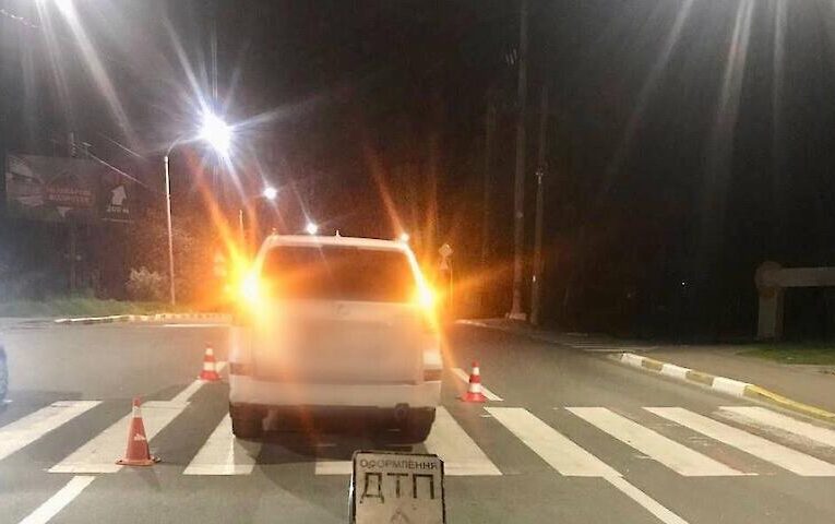 У Бучі позашляховик збив велосипедиста