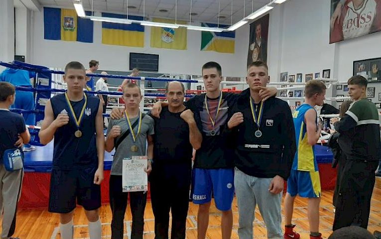 1, 2, 3: обухівські боксери вдало виступили на чемпіонаті Київської області