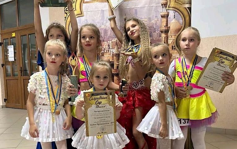 Дівчата з Українки вибороли перші місця та участь у фестивалі в Польщі
