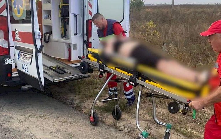 П’яний водій з’їхав у кювет: на Київщині внаслідок ДТП постраждала людина