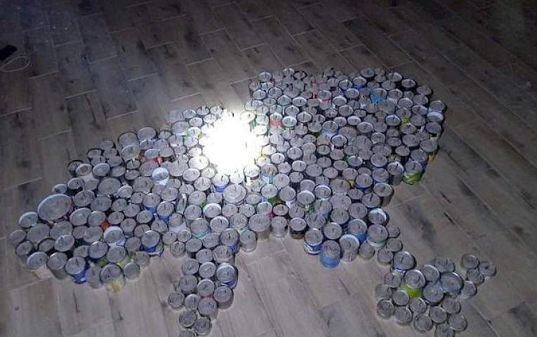 В Обухівському садочку продовжують виготовляти окопні свічки