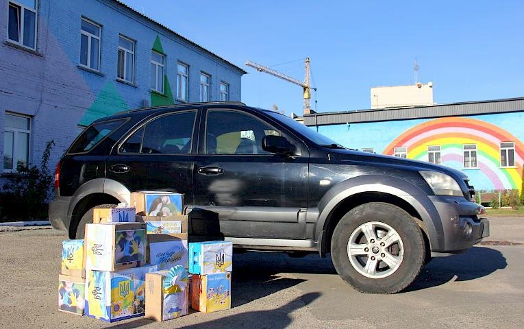 У Василькові школярі зібрали на ярмарках кошти на авто для ЗСУ