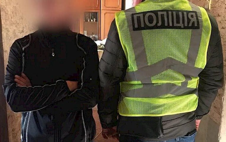 В Обухові затримали чоловіка, котрий зберігав боєприпаси та вибухівку
