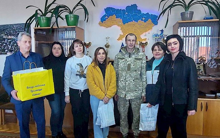 Богуславські чиновиники скинулися і придбали дрона для земляка – бійця ЗСУ