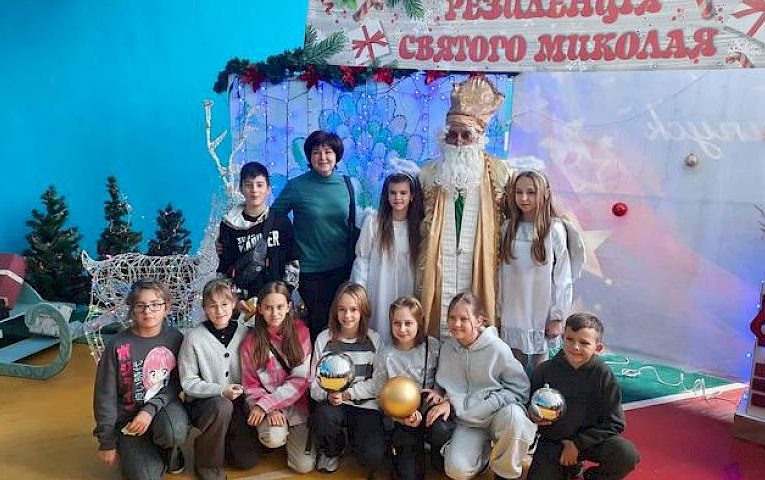 У Василькові відкрили резиденцію Святого Миколая і частувались смаколиками