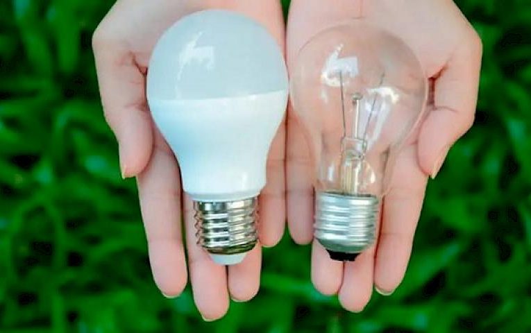 Пенсіонери Київщини знову можуть безкоштовно обміняти лампочки
