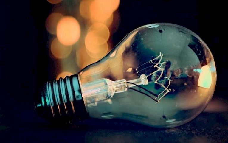 Відключення світла в Обухівській громаді 16 і 18 грудня: що відомо