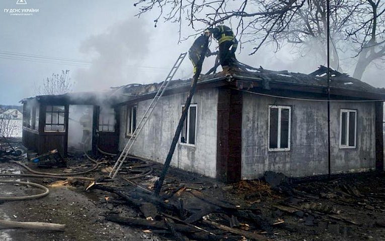 На Обухівщині рятувальники ліквідували дві пожежі