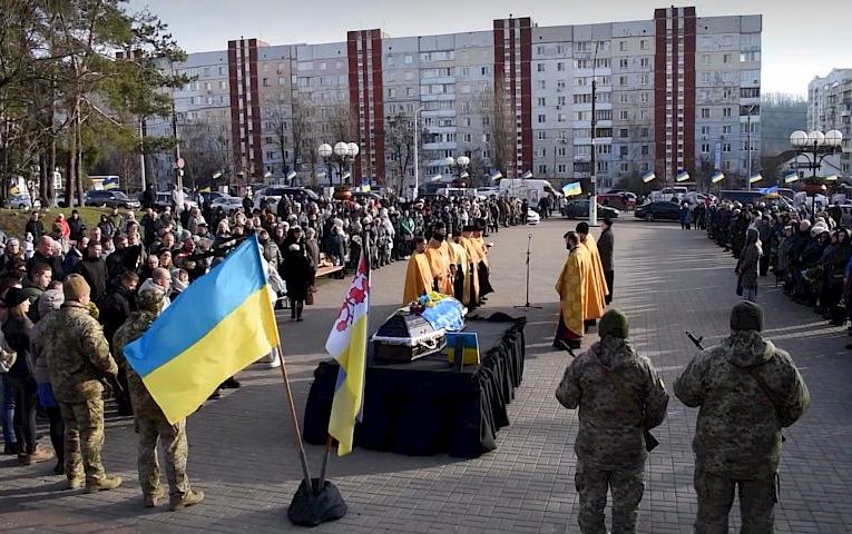Обухівська громада провела в останню путь загиблого бійця