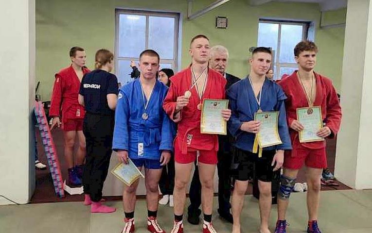 Богуславський самбіст виборов срібло на чемпіонаті в Черкасах