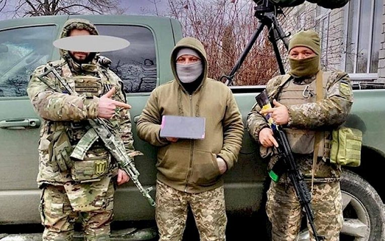 Кагарлицькі аграрії передали планшети захисникам