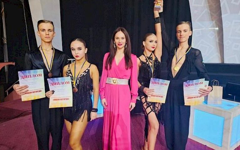 Танцюристи Обухівщини стали переможцями престижного змагання з бальних танців