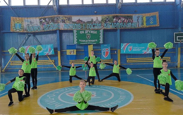 Обухівські черлідерки вибороли бронзу в ІІІ етапі змагань Пліч-о-пліч