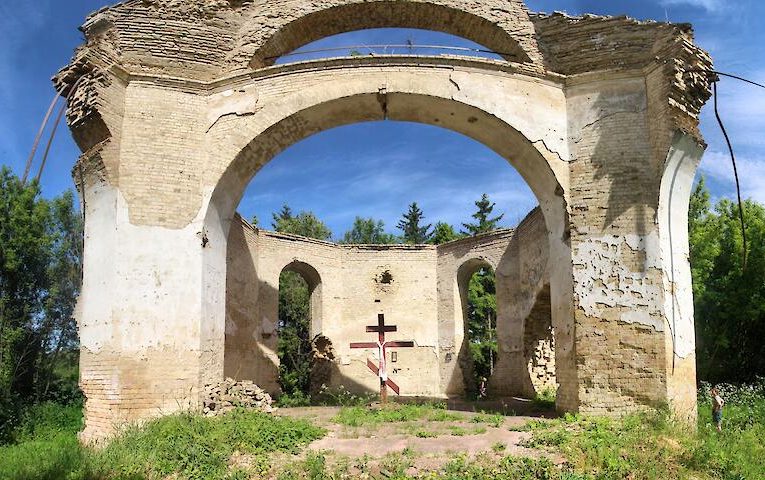 Cтирання історичної пам’яті: трагедія церкви на Обухівщині