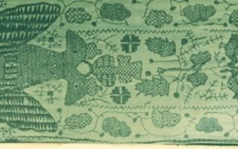 Ідеологічні сліди епохи чи диверсія: що зображено на обухівському рушнику
