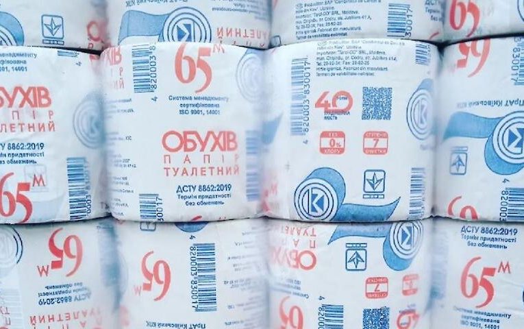 Підприємця з Волині оштрафували за плагіат упаковки туалетного паперу “Обухів 65”