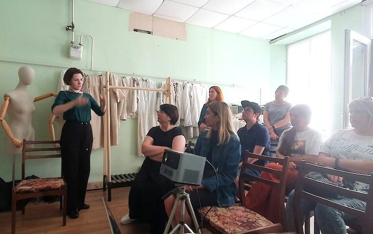Ентузіасти оцифровують етнографічні скарби Богуслава