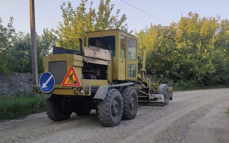 В Кагарлику тривають дорожньо-ремонтні роботи: на черзі села громади