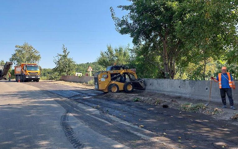 В Богуславі ремонтують дорогу яка була в критичному стані