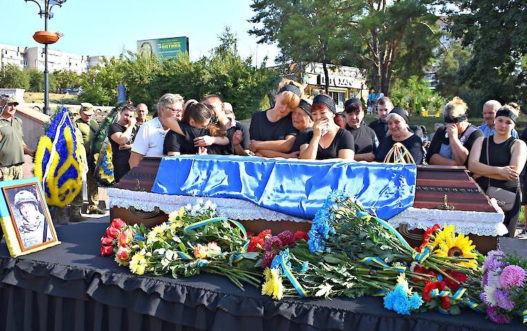 Вважався зниклим безвісти: під час масованої атаки росіян Обухів провів захисника у вічність
