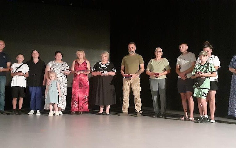 Рідним полеглих Героїв Обухова вручили їх посмертні нагороди