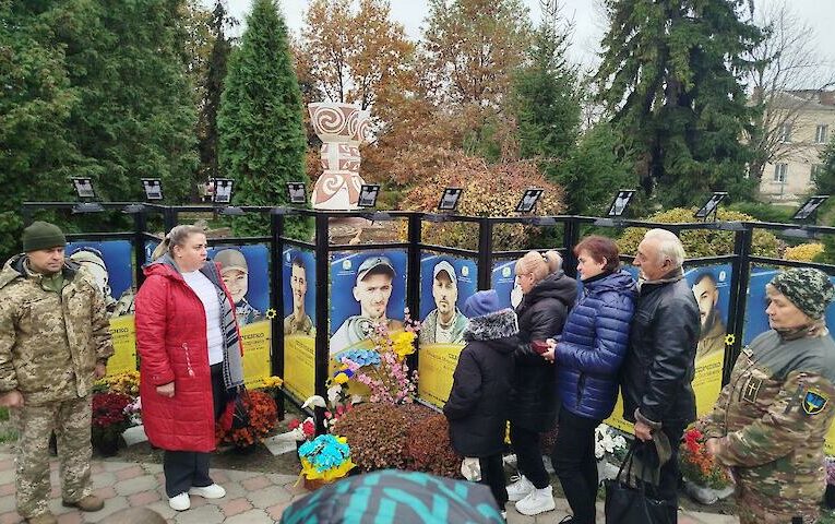 Державну нагороду воїна зі Ржищева вручили його рідним