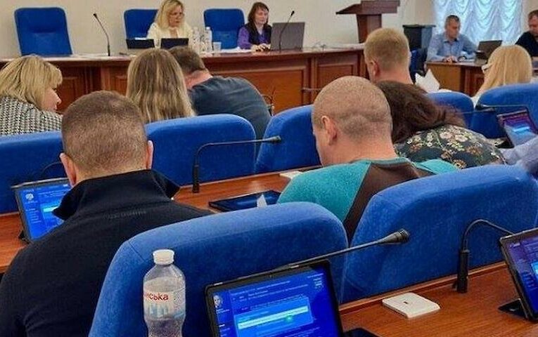 Депутат Обухівської міської ради достроково склав повноваження