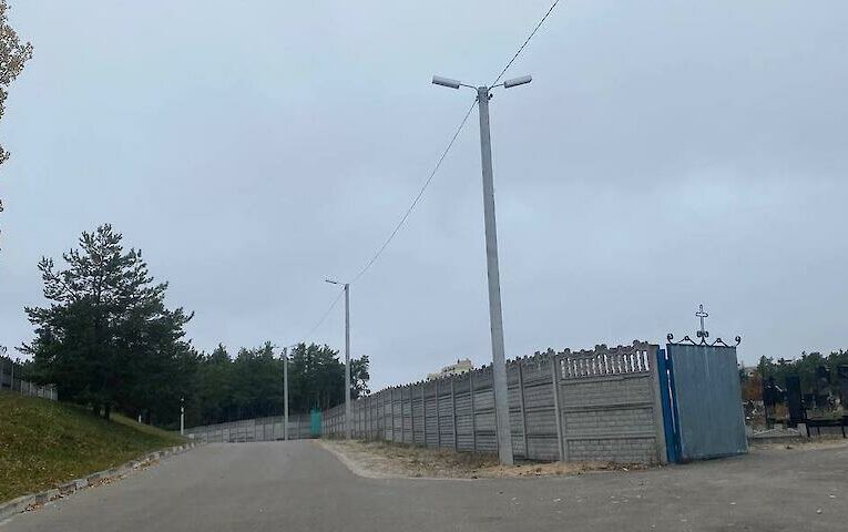 Через вандалізм на Алеї Героїв, на кладовищі в Українці встановлять відеоспостереження