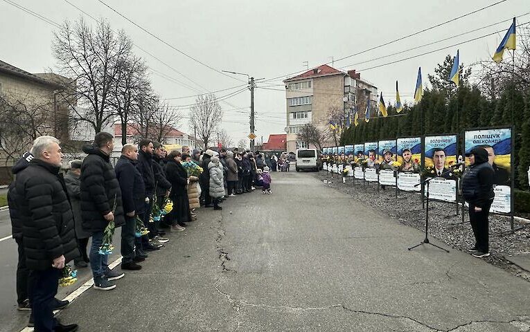 У Козині відкрили Алею Героїв в пам’ять про полеглих на війні