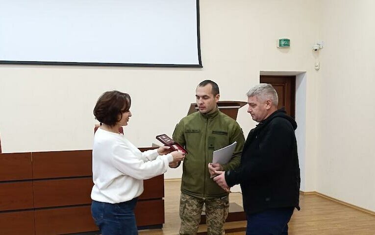 Воїнів з Українки нагородили орденами, одного, на жаль, посмертно