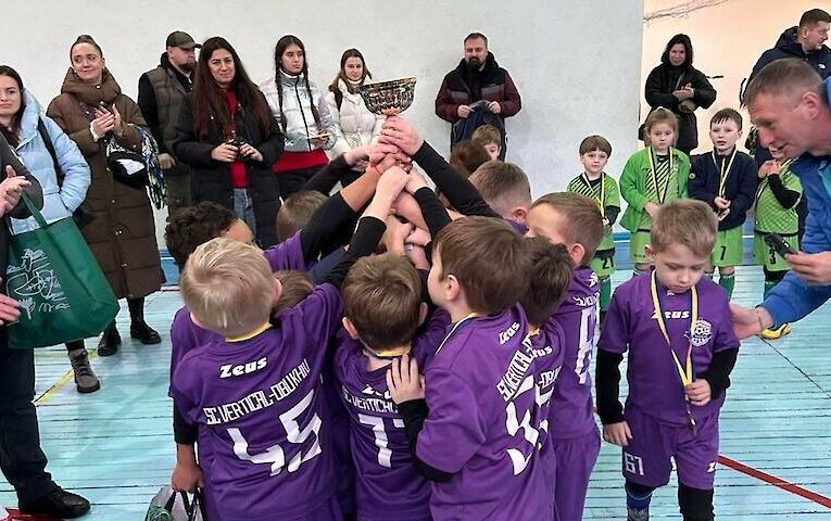 До Дня Святого Миколая в Обухові провели футбольний турнір: хто переміг