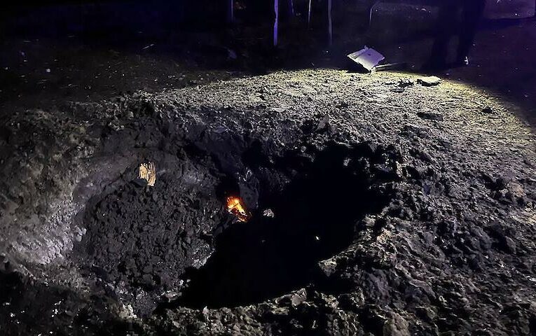 Внаслідок ранкової атаки дронами тяжко поранено жительку Василькова