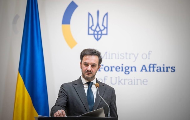 МЗС України зʼясовує особу нападника в Амстердамі