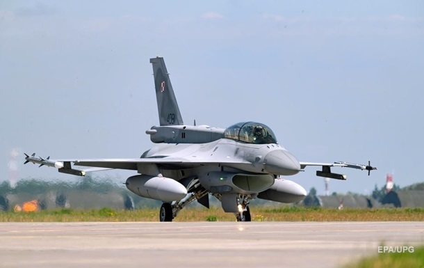 Постріл собі в ногу: що мають США за відключення F-16 Україні