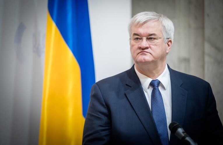 Сибіга виключив послаблення санкцій проти Росії