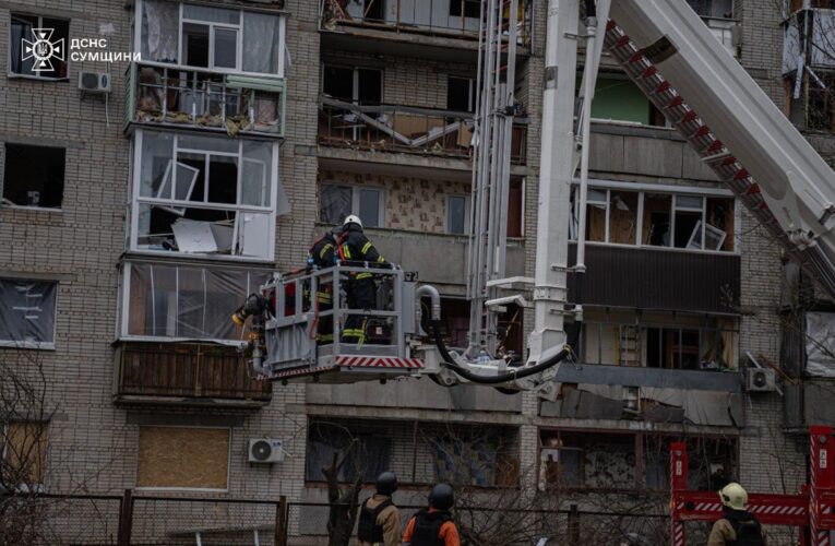Удар по Сумах: у місті понад 100 постраждалих