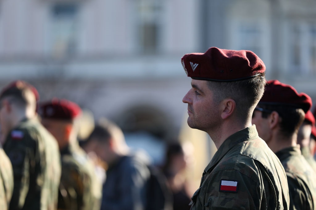 Новини світу - В Польщі заявили, що зможуть оборонятися від Росії "до двох тижнів"
