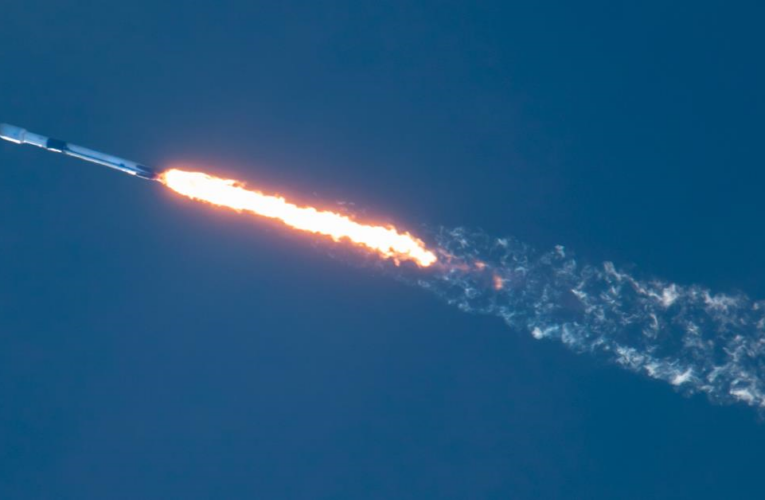 Нова ракета Falcon 9 вивела на орбіту ще 27 супутників Starlink