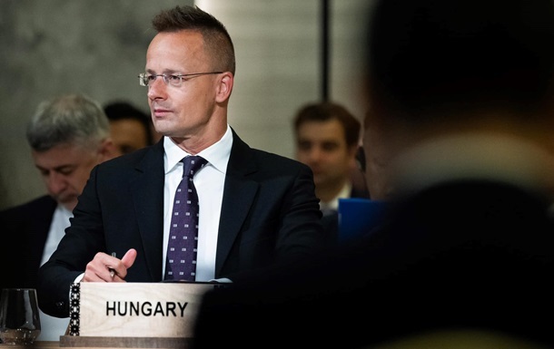 Парламент Угорщини схвалив вихід із МКС