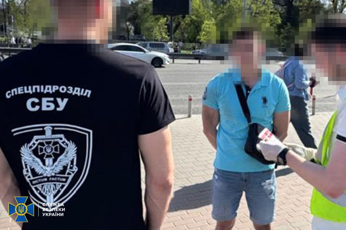 Новини Києва - Посадовець КМДА "торгував" дозволами на землю