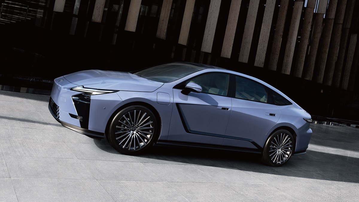 Авто новини - Презентовано нове покоління седана Lexus ES