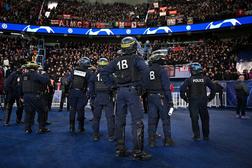 Події - Псевдомедика, що полював за білизною футболісток, заарештували за домагання