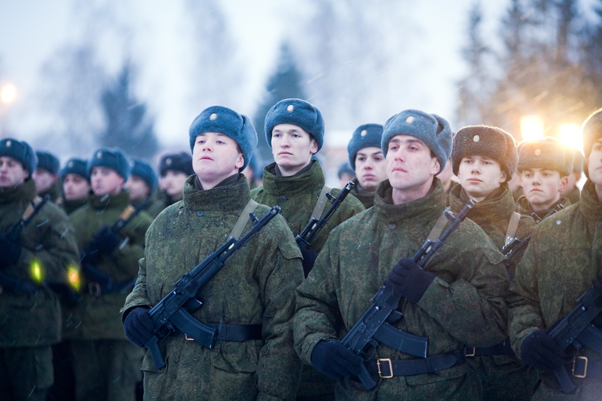 Новини світу - Росія готує ударне угруповання на кордоні з НАТО - ЗМІ