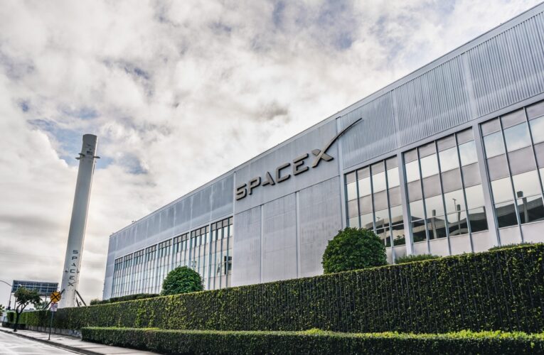 SpaceX стала головним партнером Пентагону