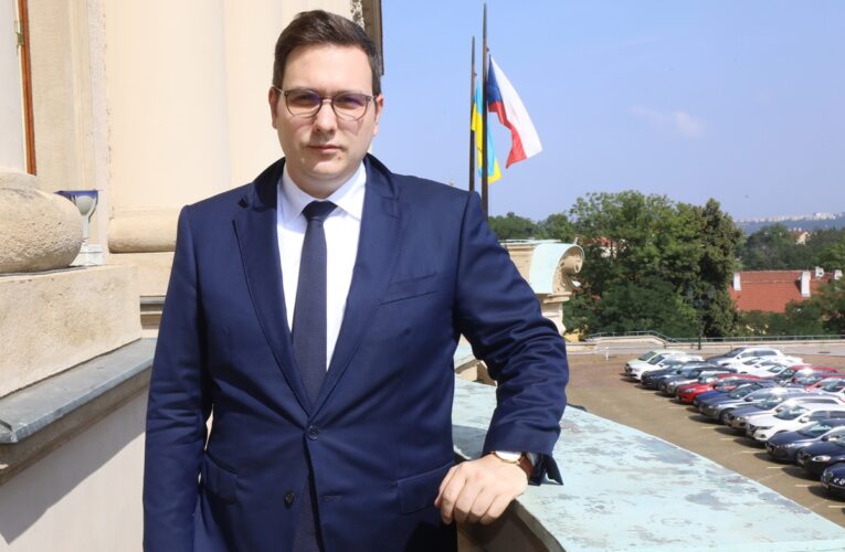 У Чехії висміяли путінське “Великодне перемир’я”