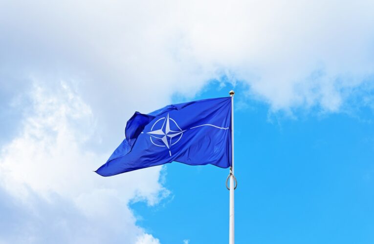 У НАТО зупинили обговорення зміни стратегії щодо Росії – ЗМІ